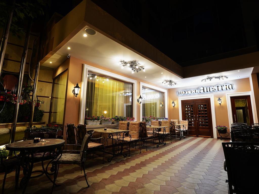 Hotel Austria Тирана Экстерьер фото